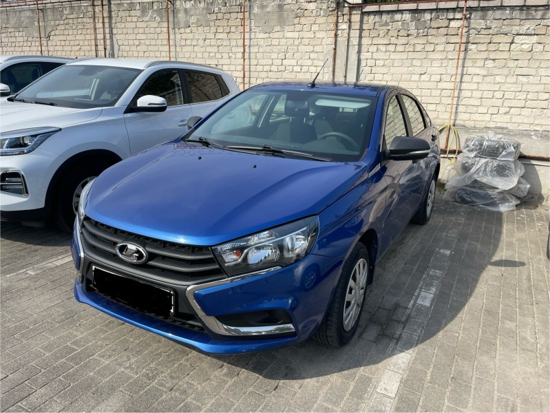 Lada Vesta