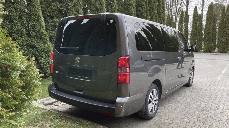 Peugeot Traveller
