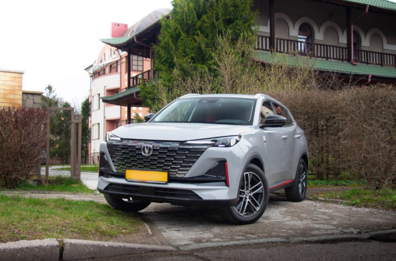 CHANGAN UNI-V